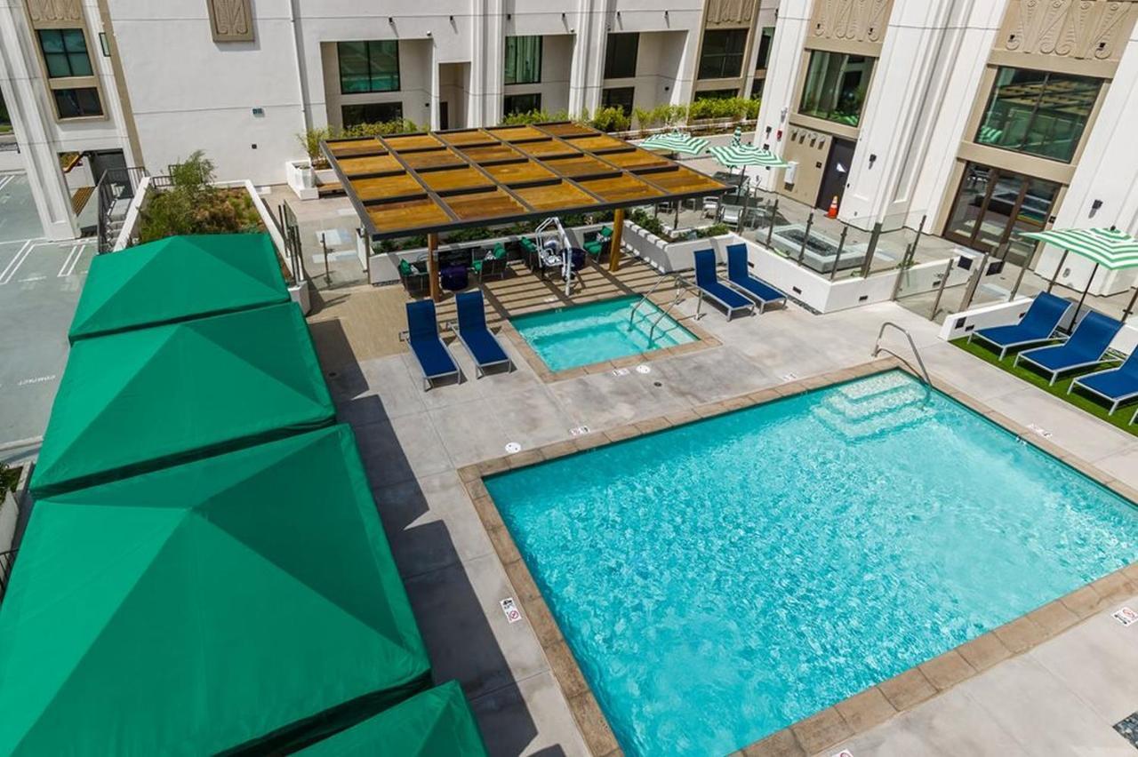 One Lux Stay At The Mansfield Miracle Mile Los Angeles Bagian luar foto