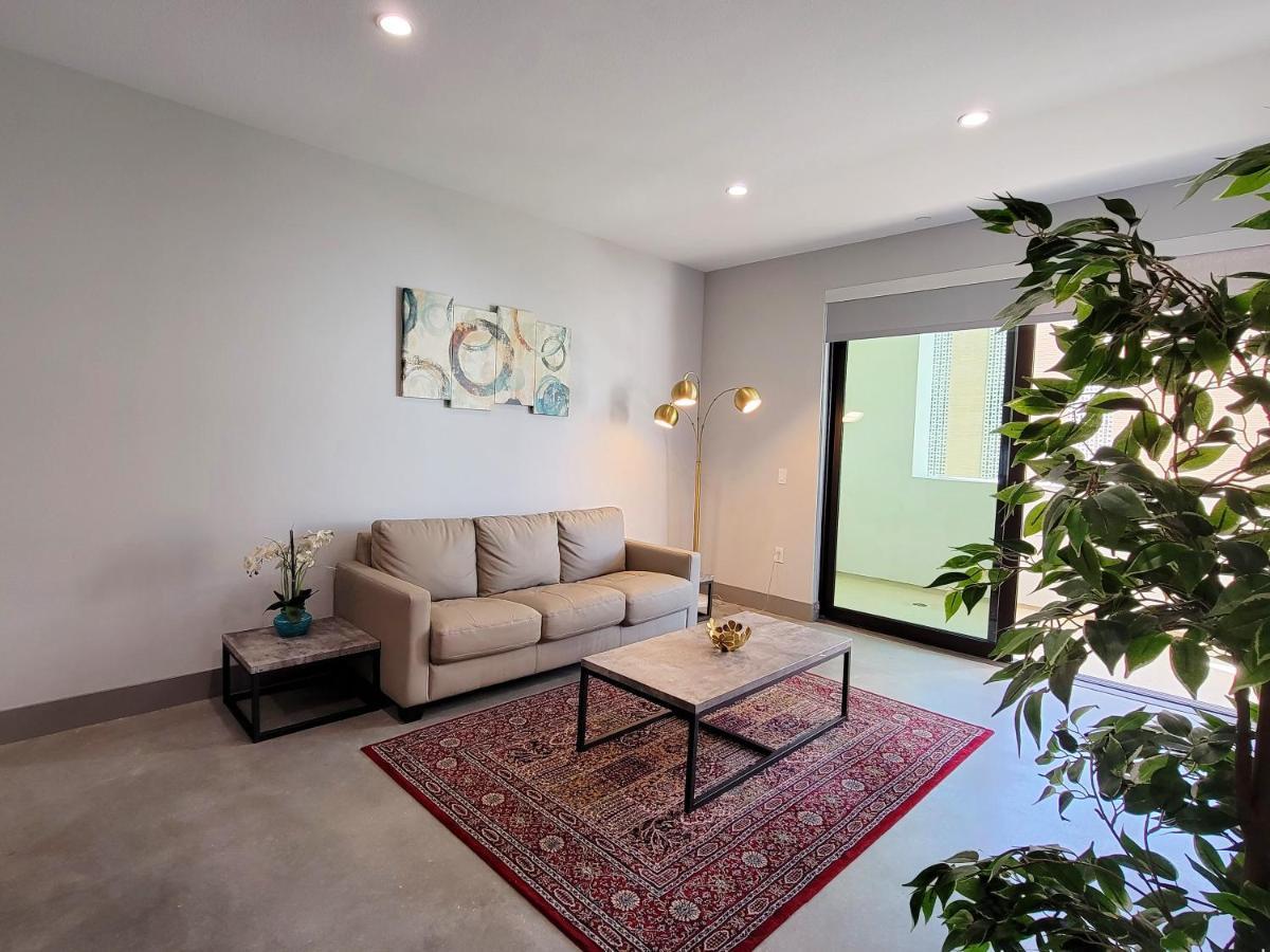 One Lux Stay At The Mansfield Miracle Mile Los Angeles Bagian luar foto